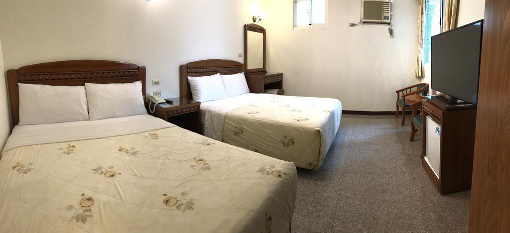Chantai Hotel Città di Hualien Esterno foto