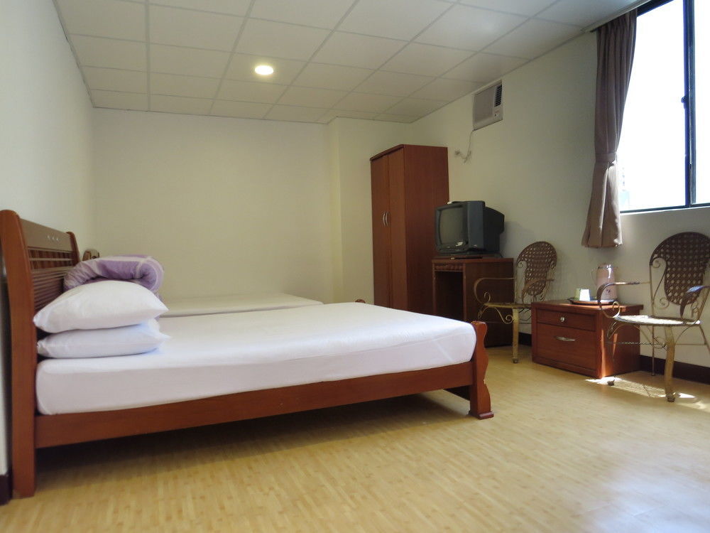 Chantai Hotel Città di Hualien Esterno foto